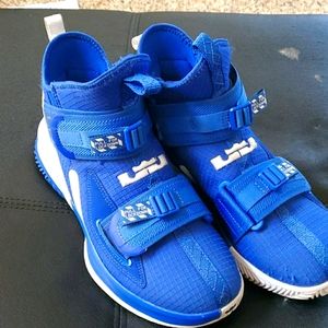 Kids 6Y Lebron Soldier 16s